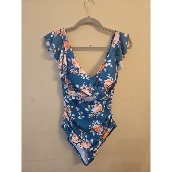 B2prity Women Floral Swimsuit Size Medium New One Piece - Picture 4 of 6